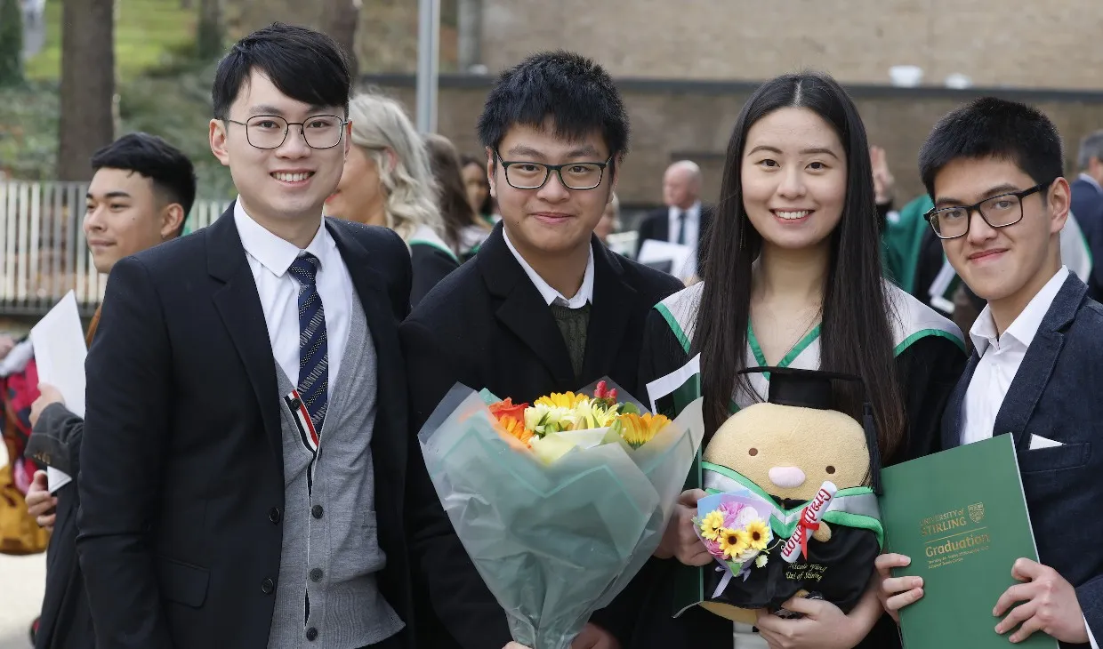 Winter graduation 2022 - graduates and families celebrate - f9b