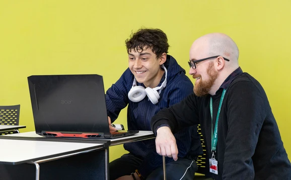 Student and tutor in the International Study Centre