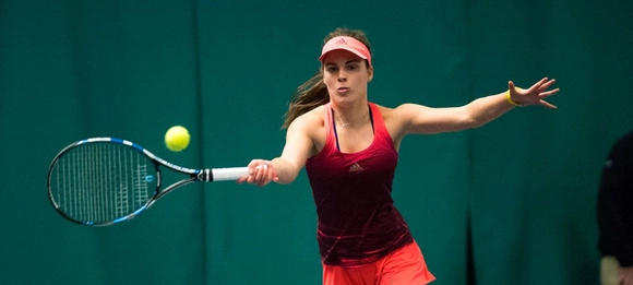 Maia Lumsden playing Tennis