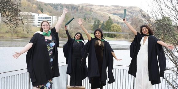 1200x600WinterGraduation2024Day1