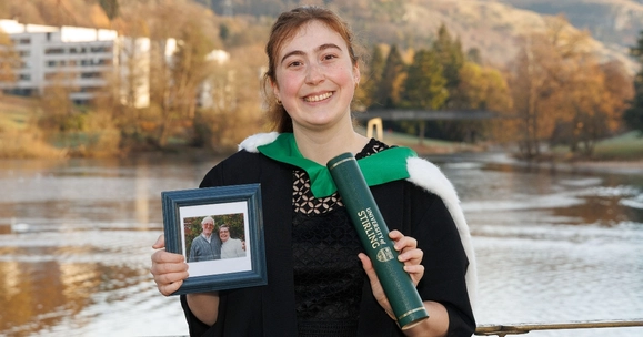 Musician turned psychologist develops music and dementia course in tribute to grandparents