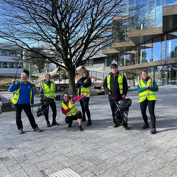 Image: Spring litter pick