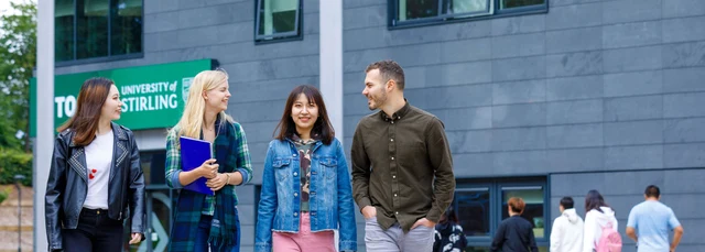 students-outside-international-study-centre-1920x689