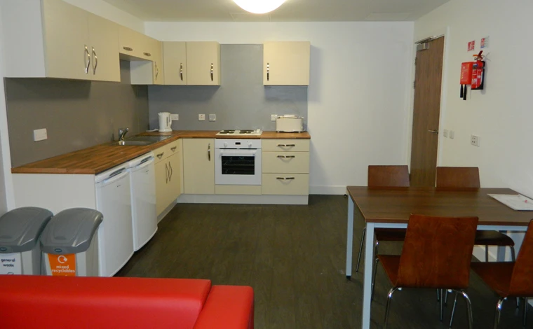 alexander court family kitchen