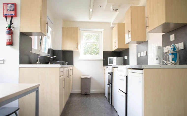 alexander court standard kitchen