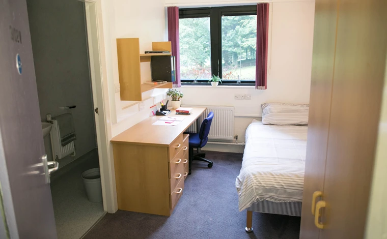 andrew stewart bedroom