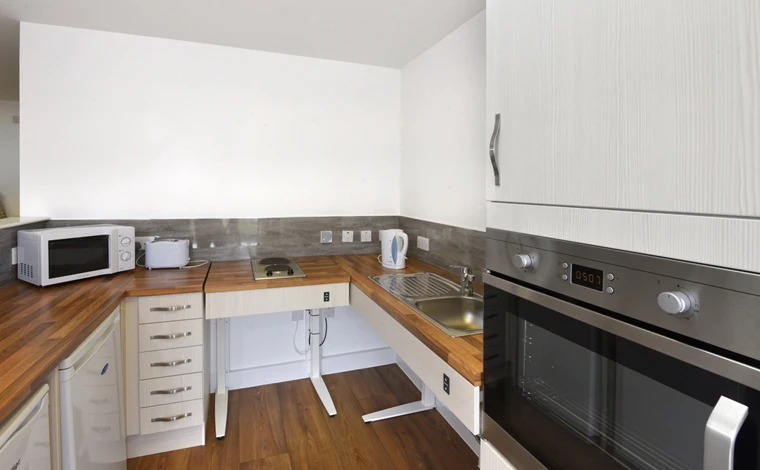 Beech Court Studio kitchen 2