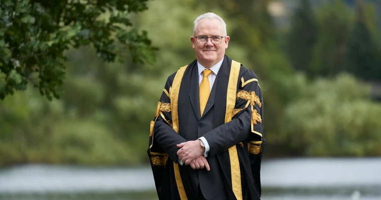 Image for article: Professor Sir Gerry McCormac to retire as Principal of the University of Stirling