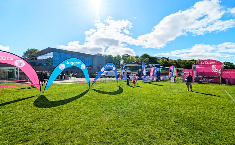 Start line of Race for Life event at University of Stirling