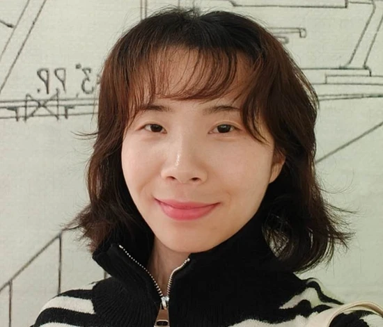 Honghong Li